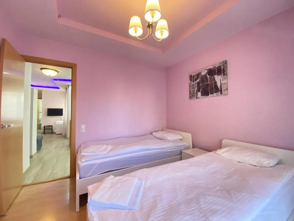 Entire New Apartment 20' From Barcelona Sabadell