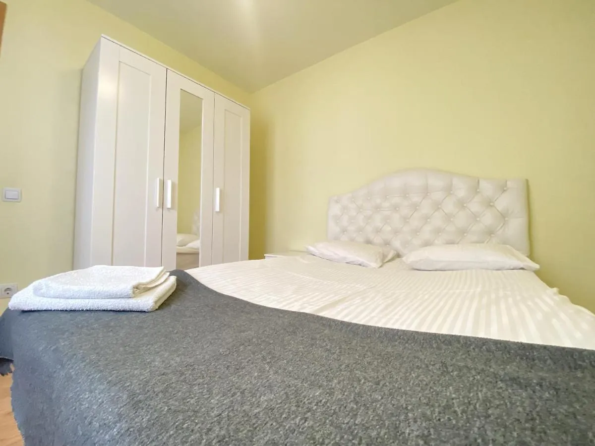 Entire New Apartment 20' From Barcelona Sabadell